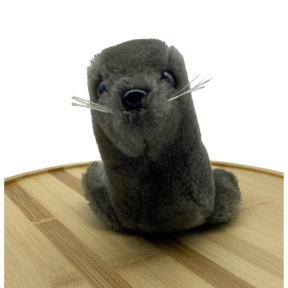 Vintage 1976 R. Dakin & Co. Arctic Harp Seal Plush Stuffed‎ Animal Toy Gray 9"